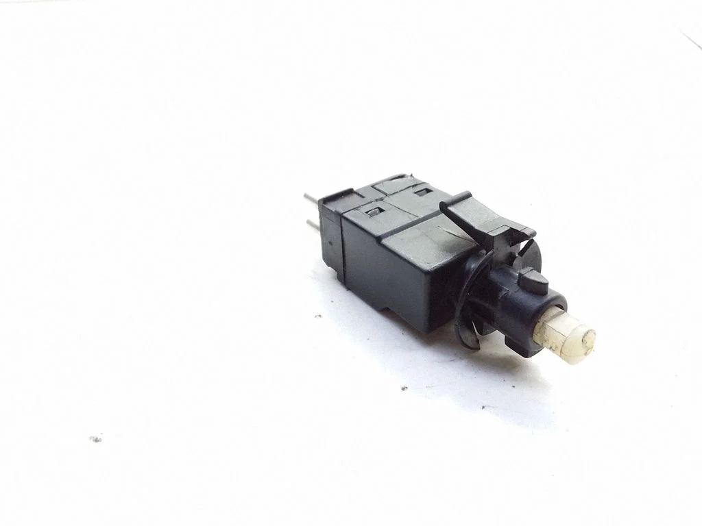 Piduripedaali andur – Mercedes-Benz E-klass W210 (1995-2002)