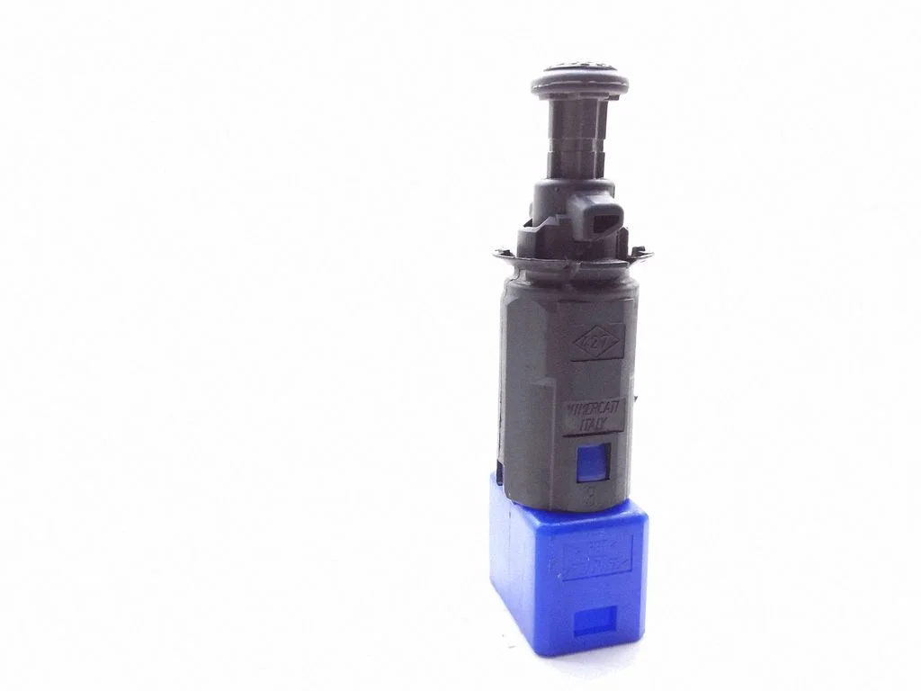 Brake pedal sensor switch – Renault Laguna II (2001-2007)