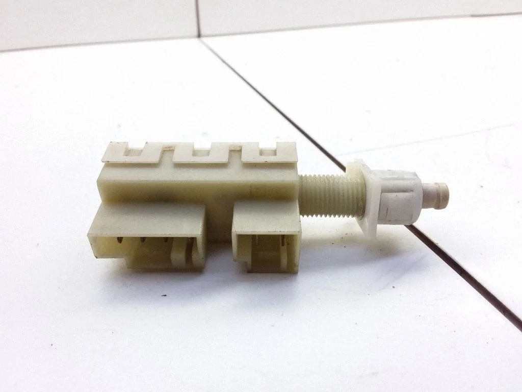 Piduripedaali andur 12450023 – Opel Sintra (1996-1999)