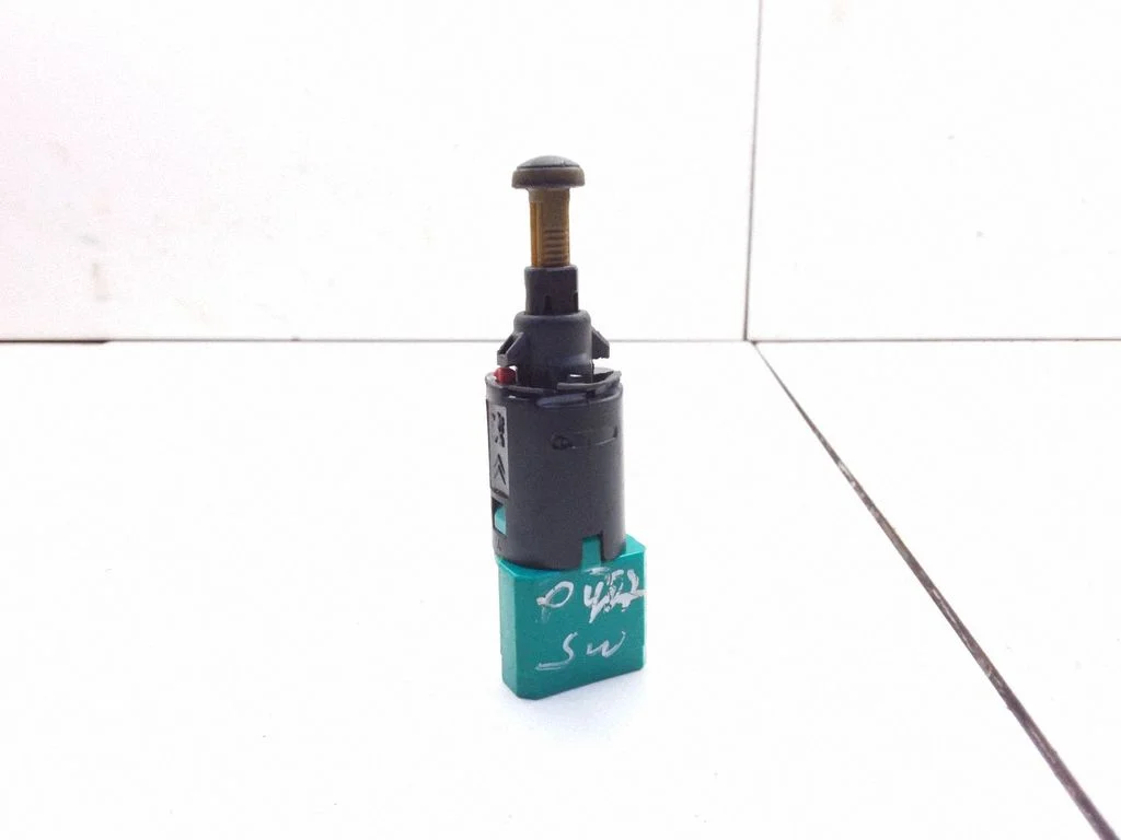 Bremžu pedāļa sensors 9650688480