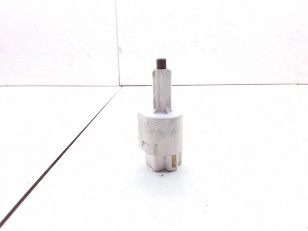 Piduripedaali andur – Toyota Corolla Verso E121 (2001-2004)