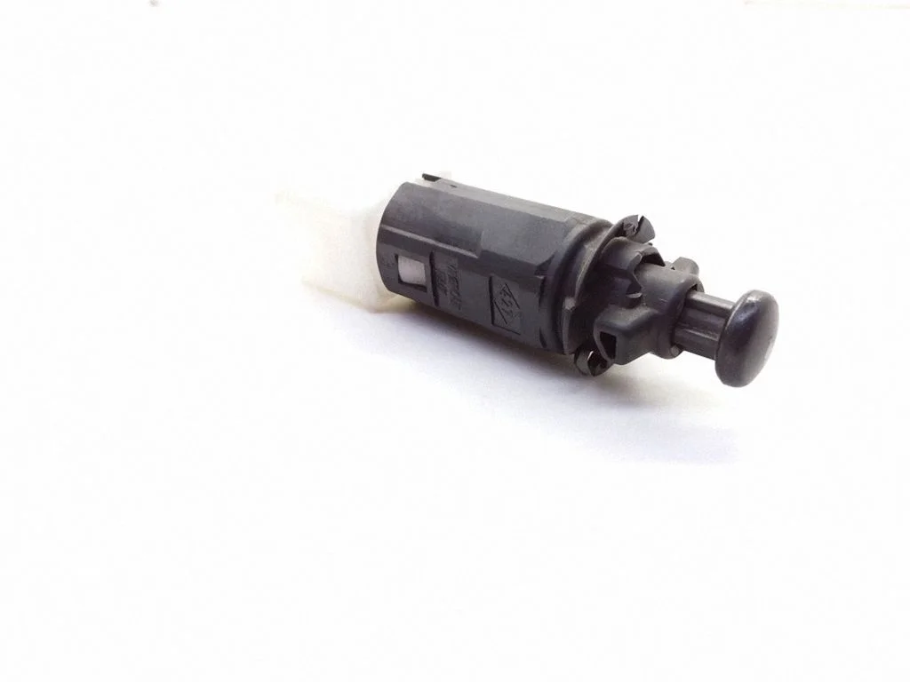 Brake pedal sensor switch – Renault Laguna II (2001-2007)