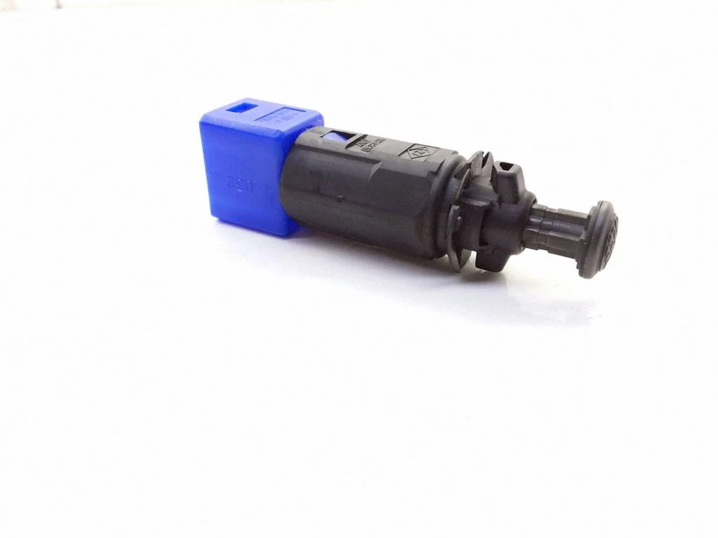 Brake pedal sensor switch – Renault Laguna II (2001-2007)