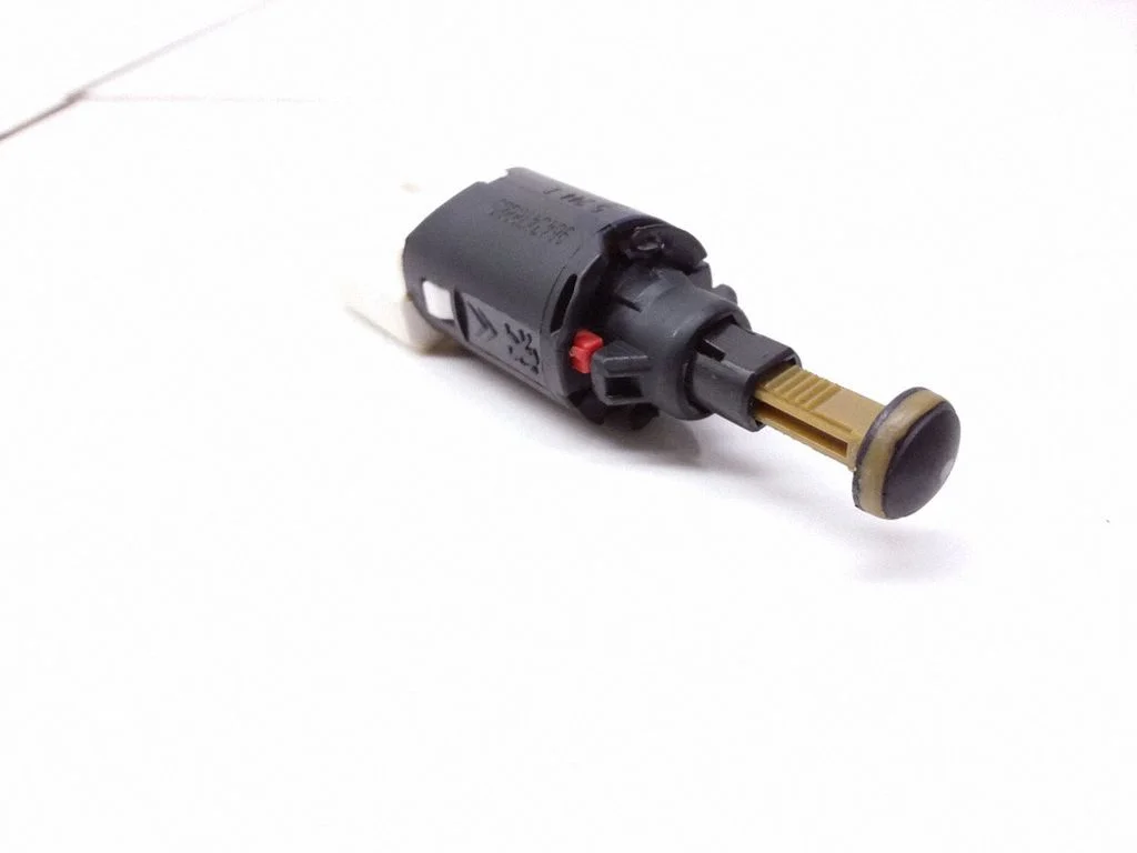 Brake pedal sensor switch