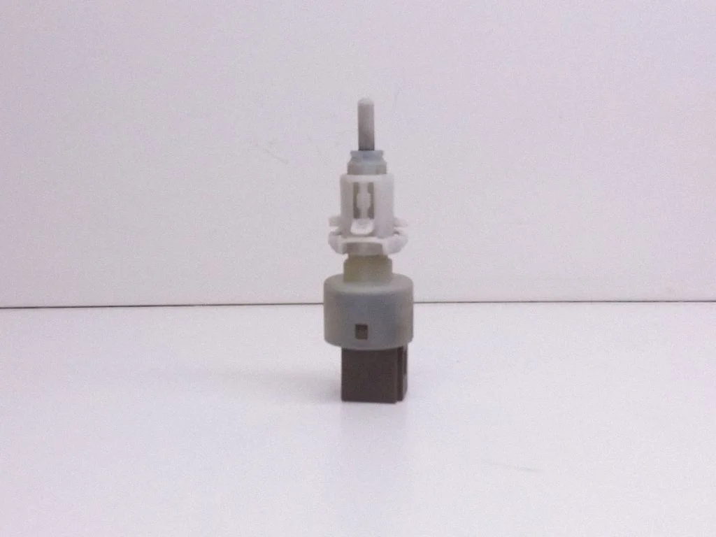 Brake pedal sensor switch B365