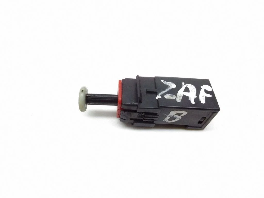 Brake pedal sensor switch – Opel Zafira B (2005-2014)