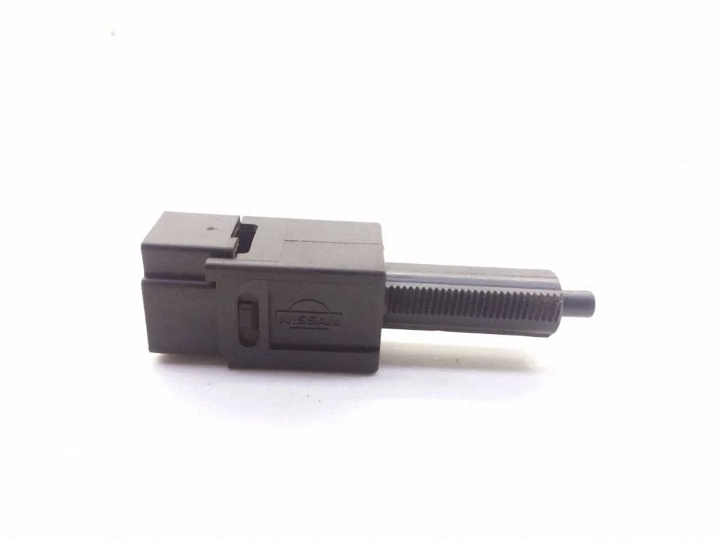 Brake pedal sensor switch – Nissan Primera (2002-2007)