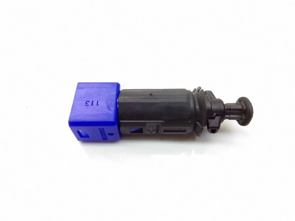 Brake pedal sensor switch – Renault Laguna II (2001-2007)