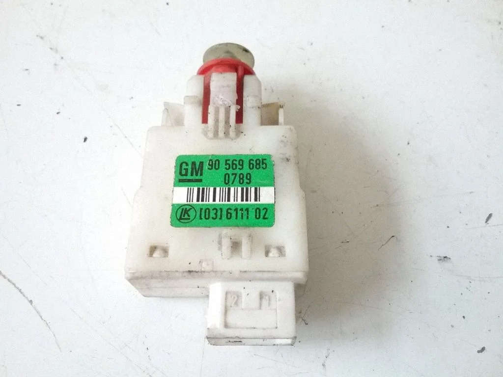Brake pedal sensor switch 90569685