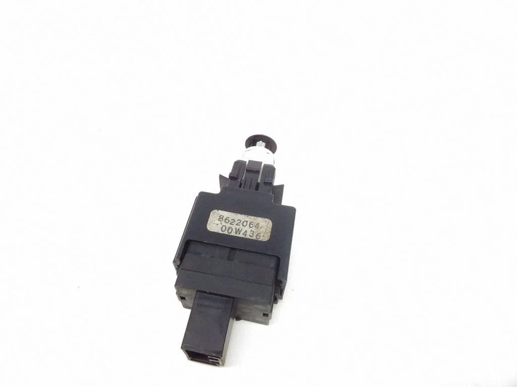 Brake pedal sensor switch – Volvo S80 (1999-2003)