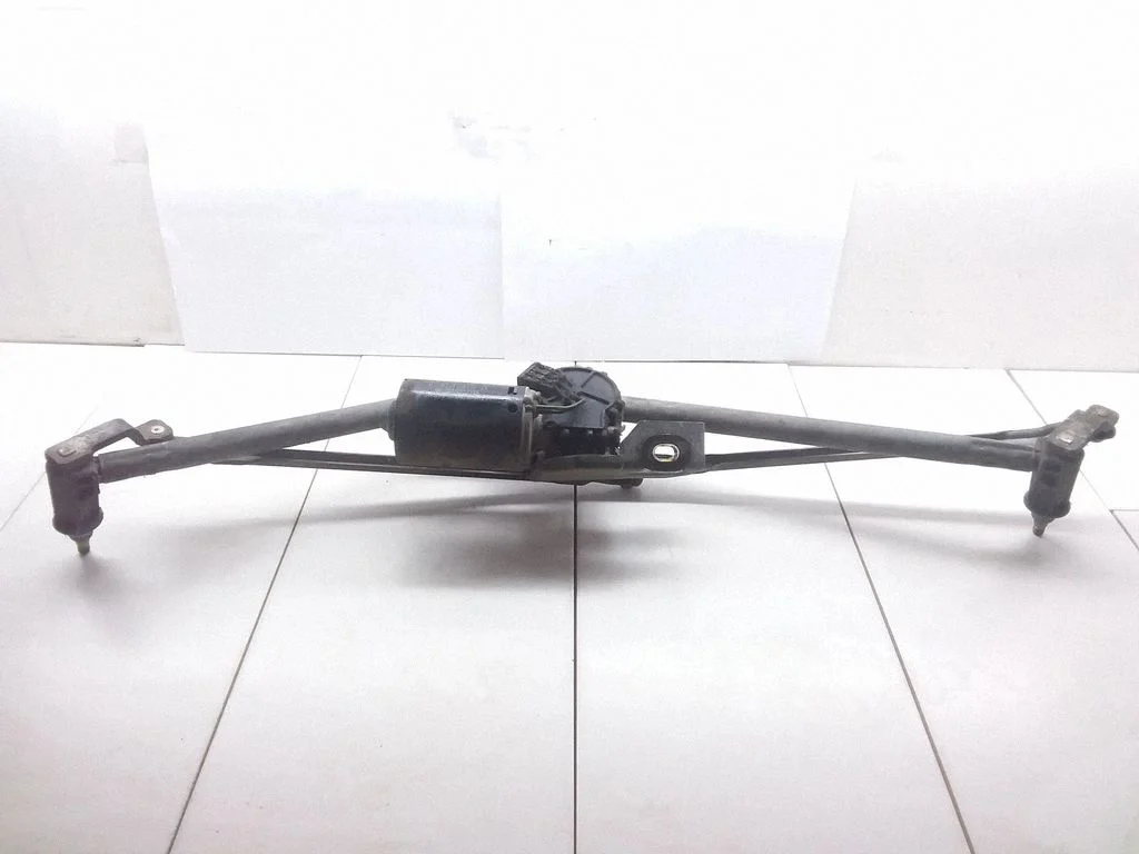 Front wiper linkage and motor 701955113A
