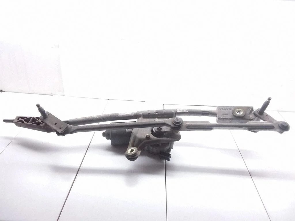 Front wiper linkage and motor – Volvo S80 (1999-2003)