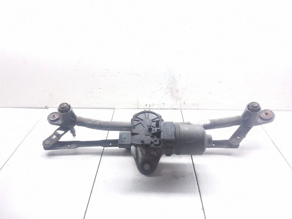 Front wiper linkage and motor 51810592