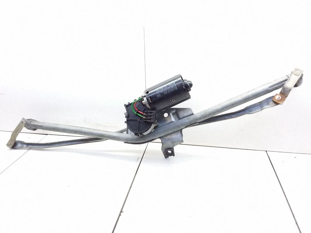 Front wiper linkage and motor 0390241108