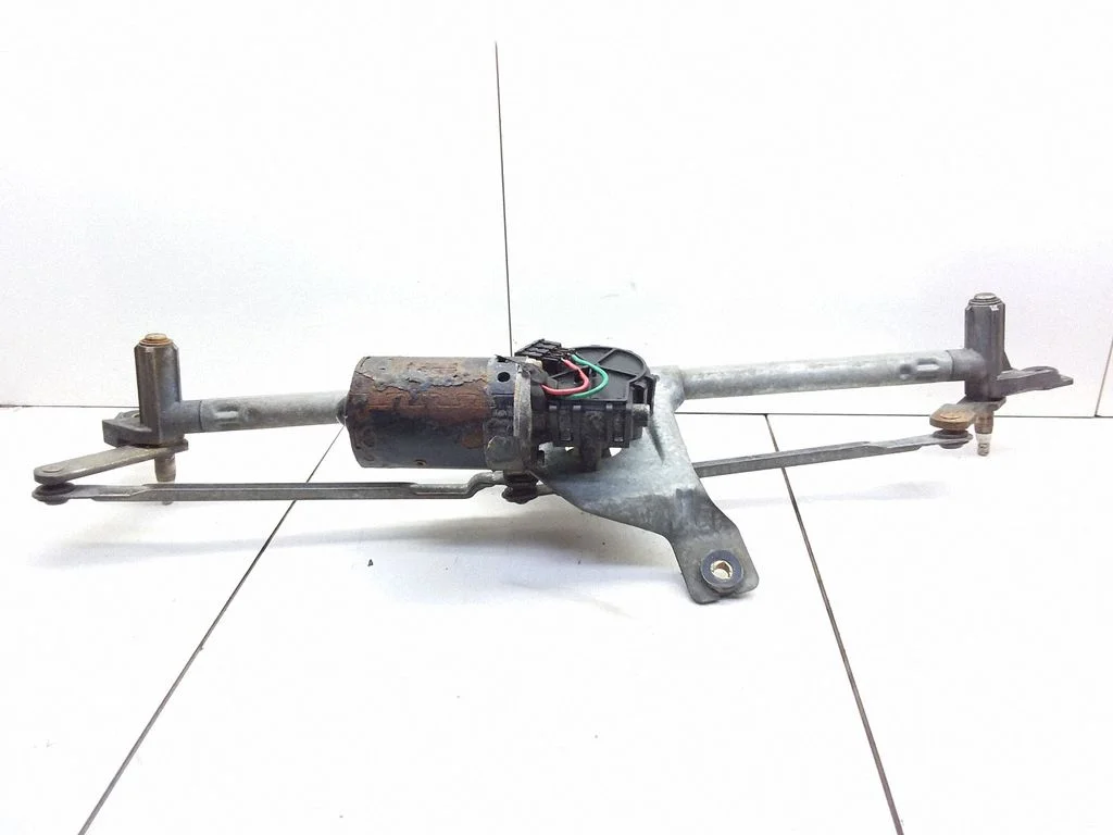 Front wiper linkage and motor – Volkswagen Polo III 6N 6N2 6NF (1995-2001)