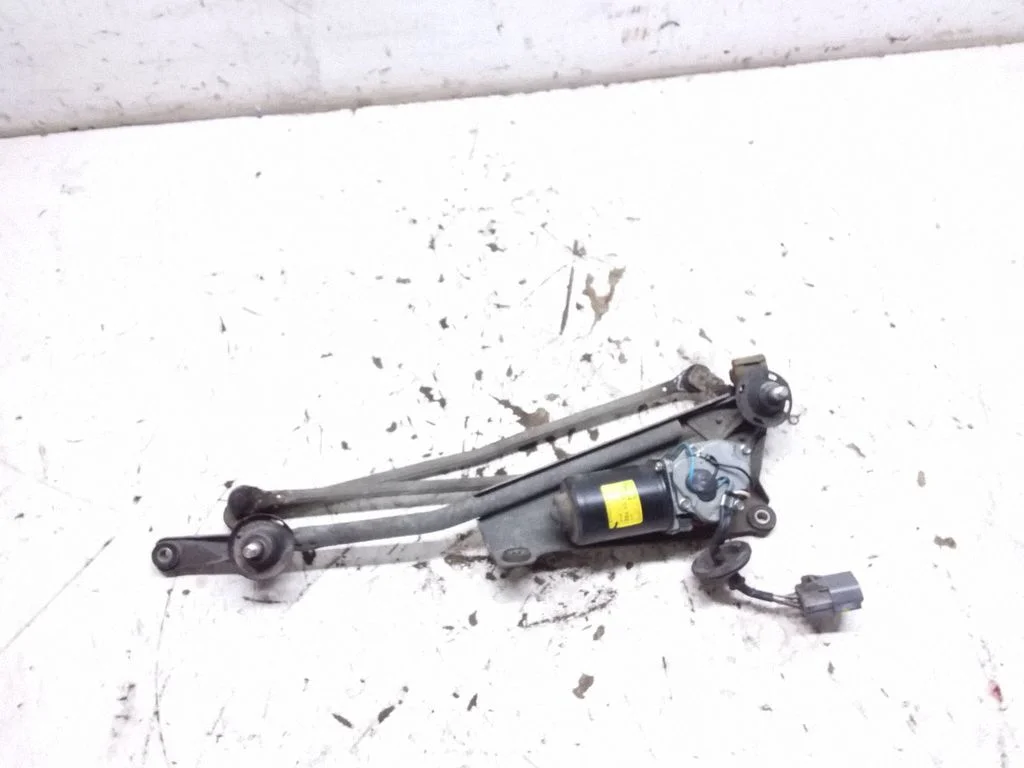 Front wiper linkage and motor – Honda Accord (1999-2002)