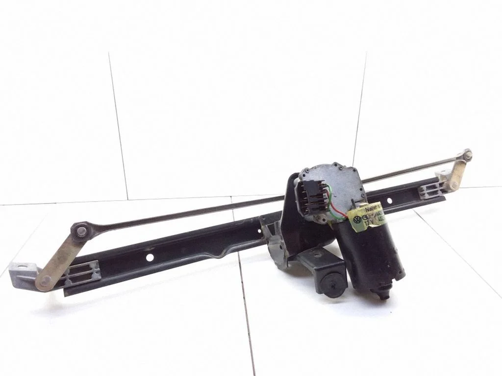 Front wiper linkage and motor