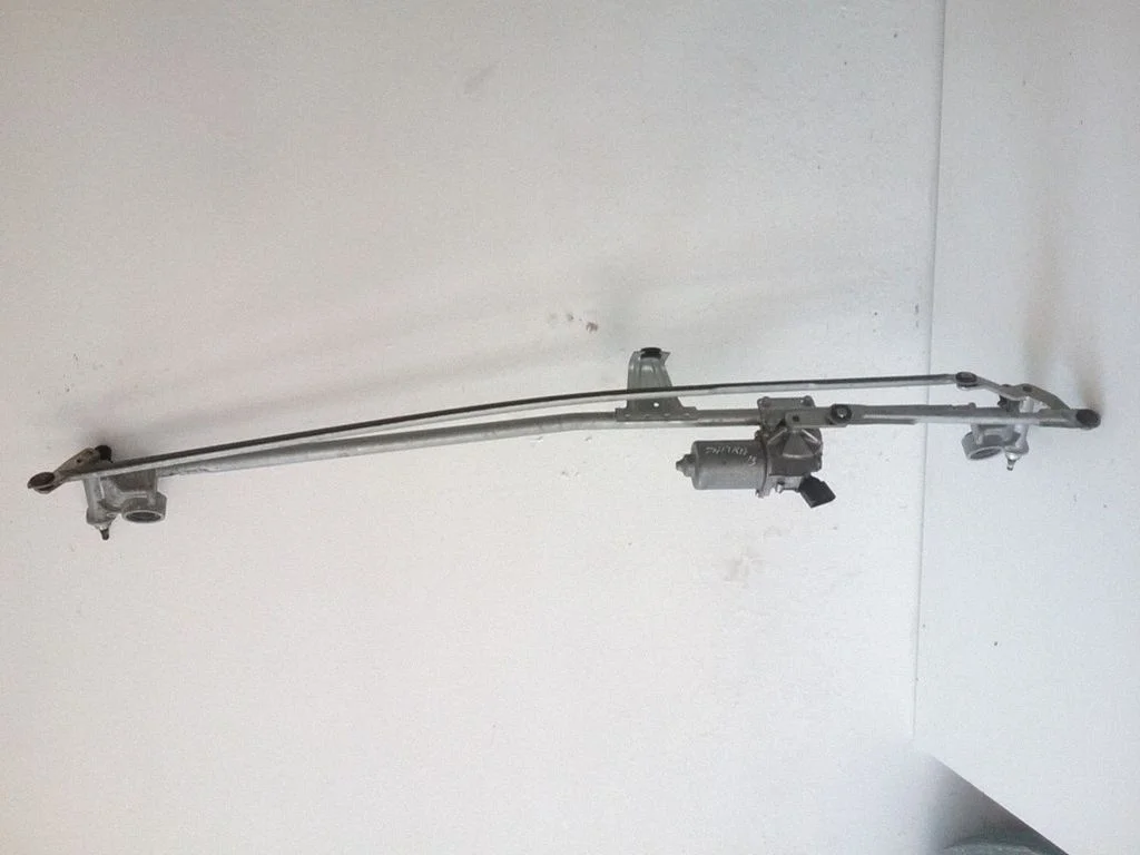 Front wiper linkage and motor 404977