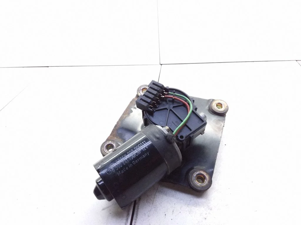 Wiper motor – Volvo S40, V40 (1995-2004)