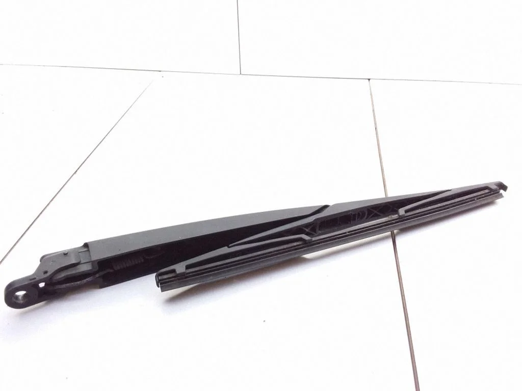 Rear wiper blade arm 13105983