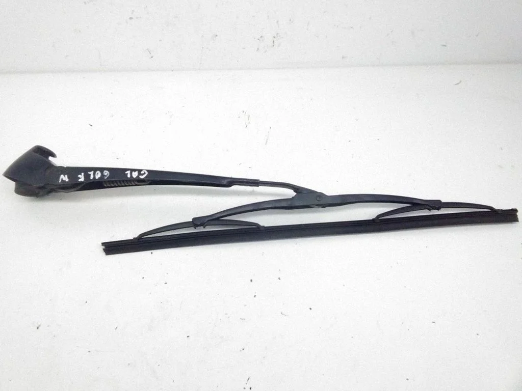 Rear wiper blade arm – Volkswagen Golf IV (1998-2005)