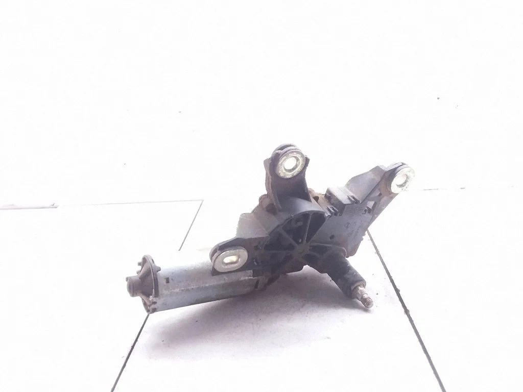 Rear window wiper motor – Skoda Octavia Mk1 (1U) (1996-2004)