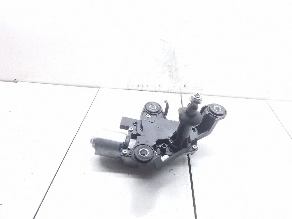 Tagaklaasi kojamehe mootor – Opel Corsa F (2019-)
