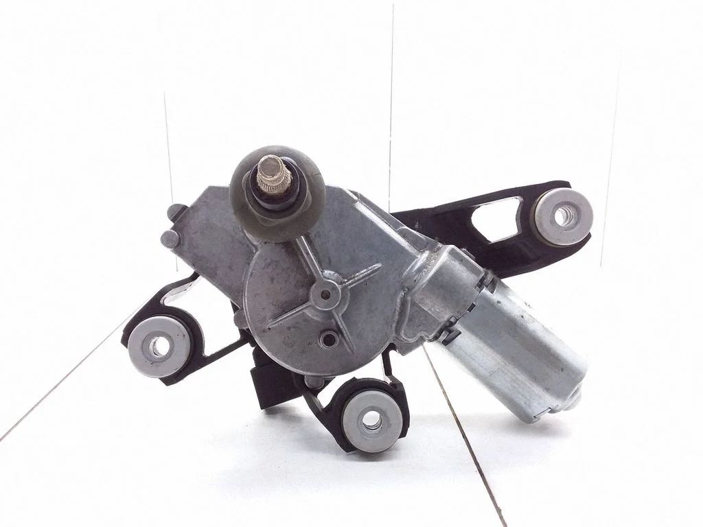 Aizmugurējā stikla tīrītāja motoriņš – Renault Megane II (2002-2005)