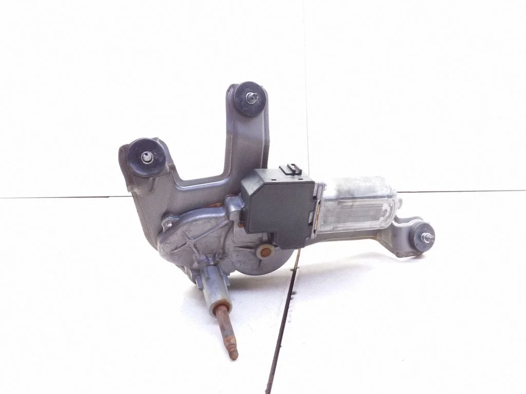 Rear window wiper motor – Toyota Corolla Verso AR10 (2004-2009)
