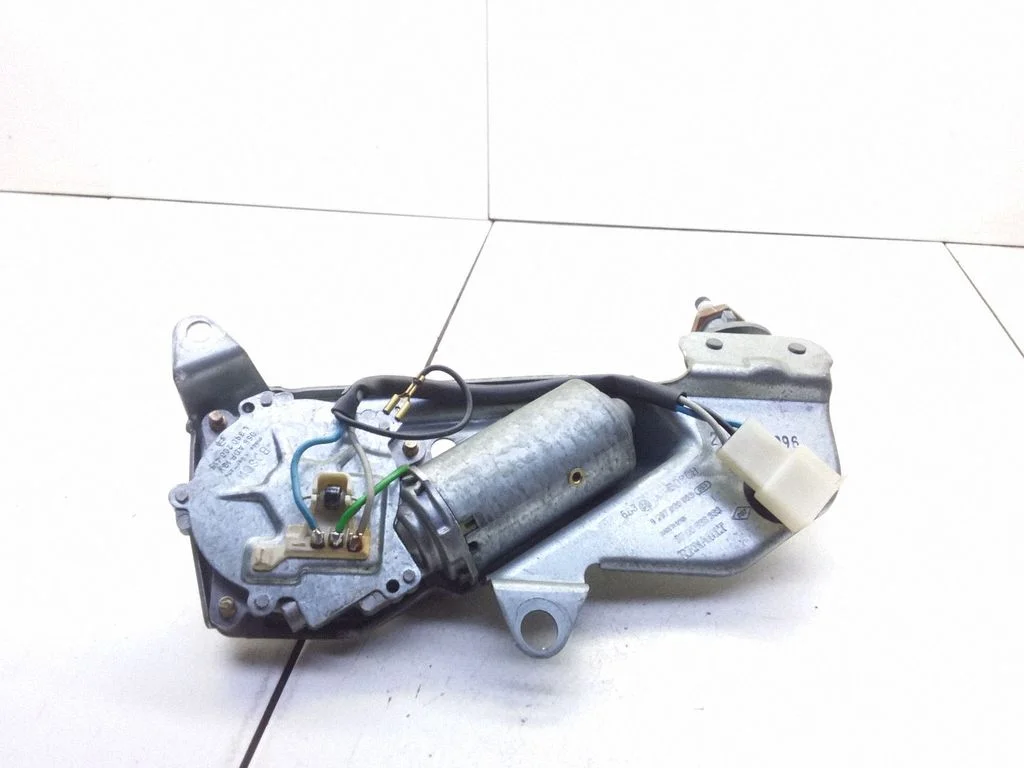 Rear window wiper motor – Renault Megane I (1995-2002)