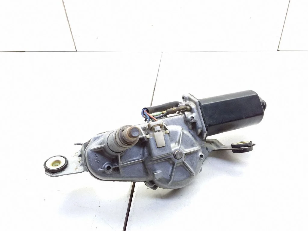 Aizmugurējā stikla tīrītāja motoriņš 287100N010