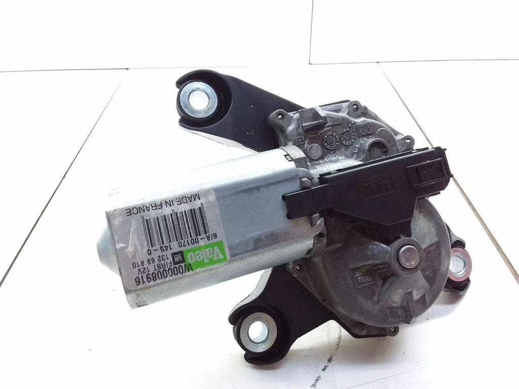 Rear window wiper motor – Opel Insignia A (2008-2017)