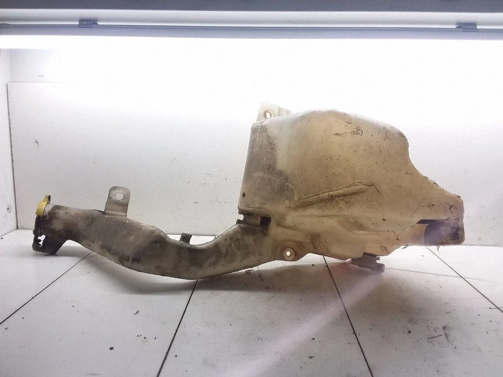 Windshield washer fluid reservoir/tank 04857838AC