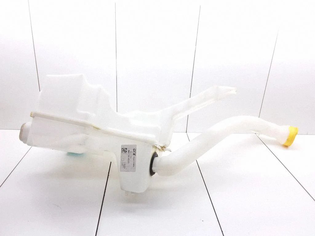 Windshield washer fluid reservoir/tank 289104250R – Renault Captur (2013-2020)