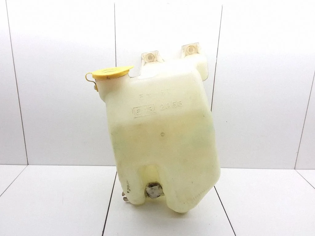 Klaasipesuvedeliku paak E132353