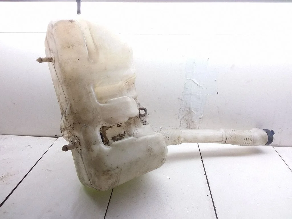 Logu mazgāšanas šķidruma tvertne – Fiat Ducato (2007-2014)