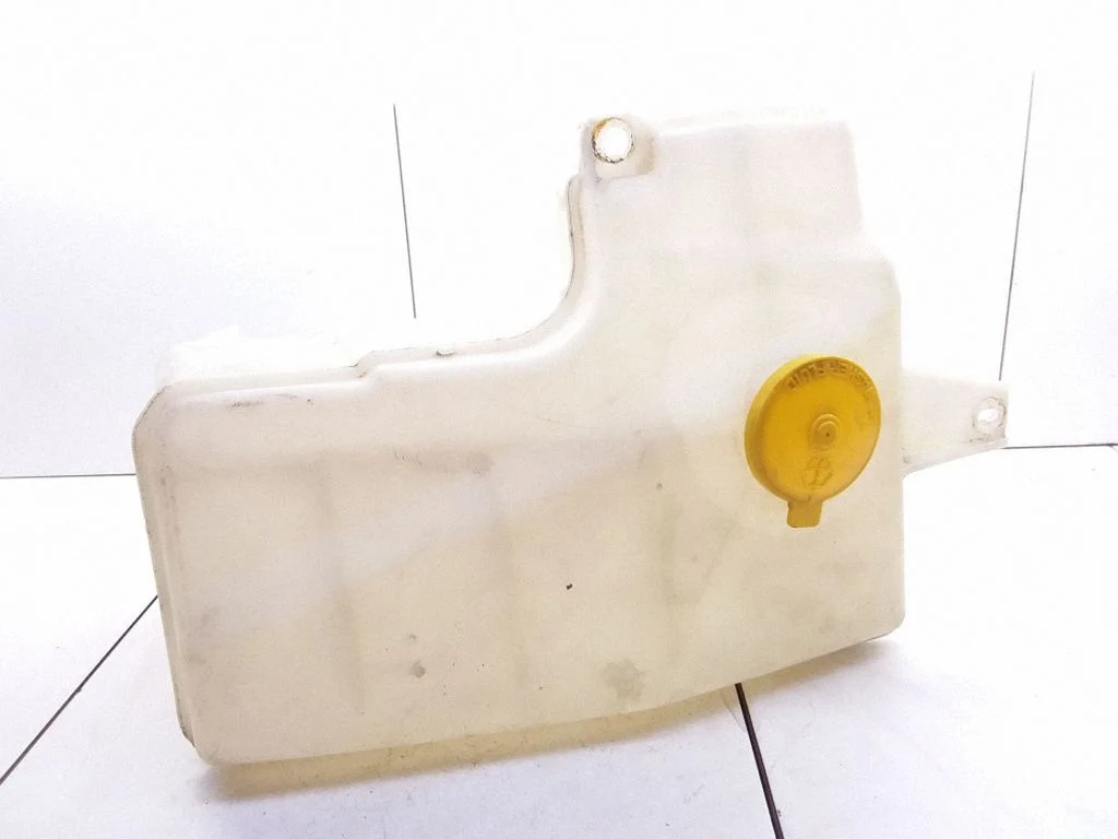 Windshield washer fluid reservoir/tank – Mazda 6 (2002-2008)