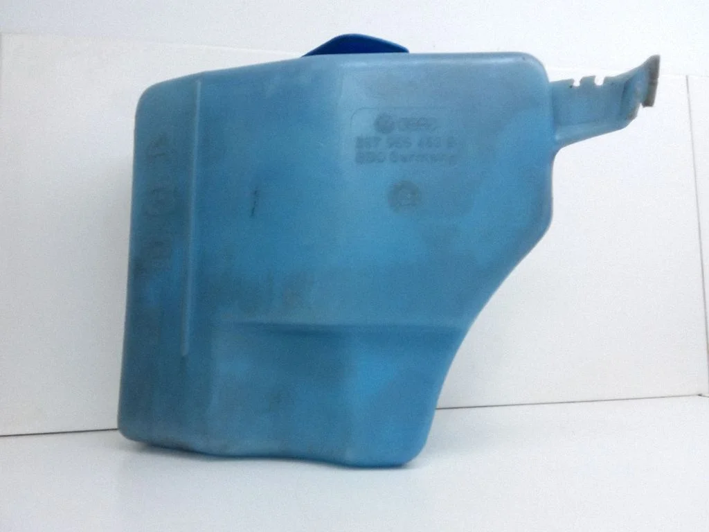 Windshield washer fluid reservoir/tank 357955453