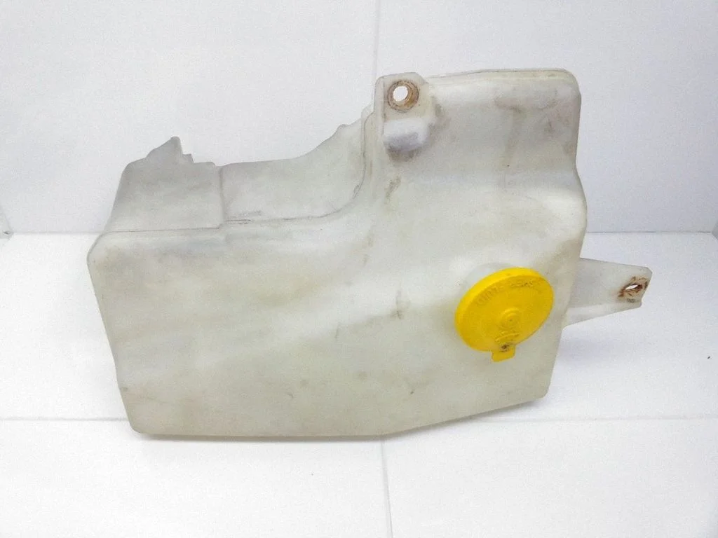 Windshield washer fluid reservoir/tank – Mazda 6 (2002-2008)