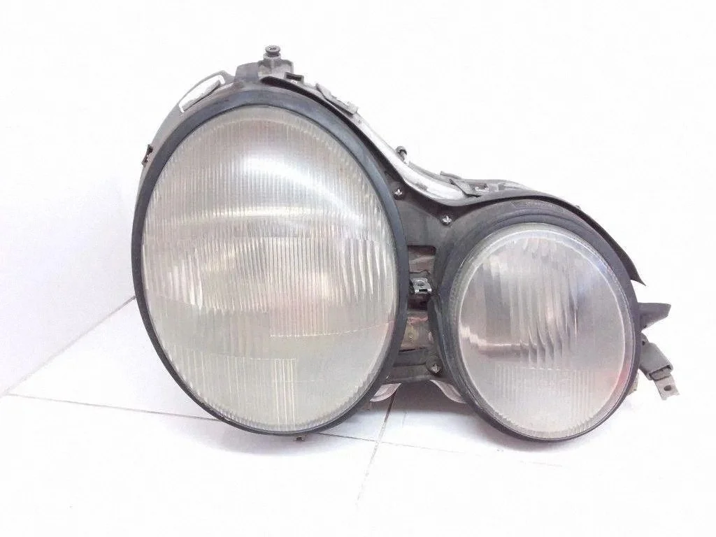Headlight/headlamp – Mercedes-Benz E-Class W210 (1995-2002)