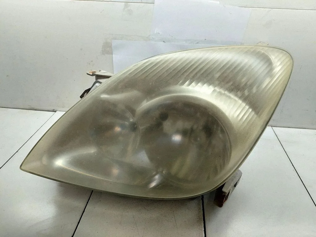 Priekšējais lukturis 9922679004