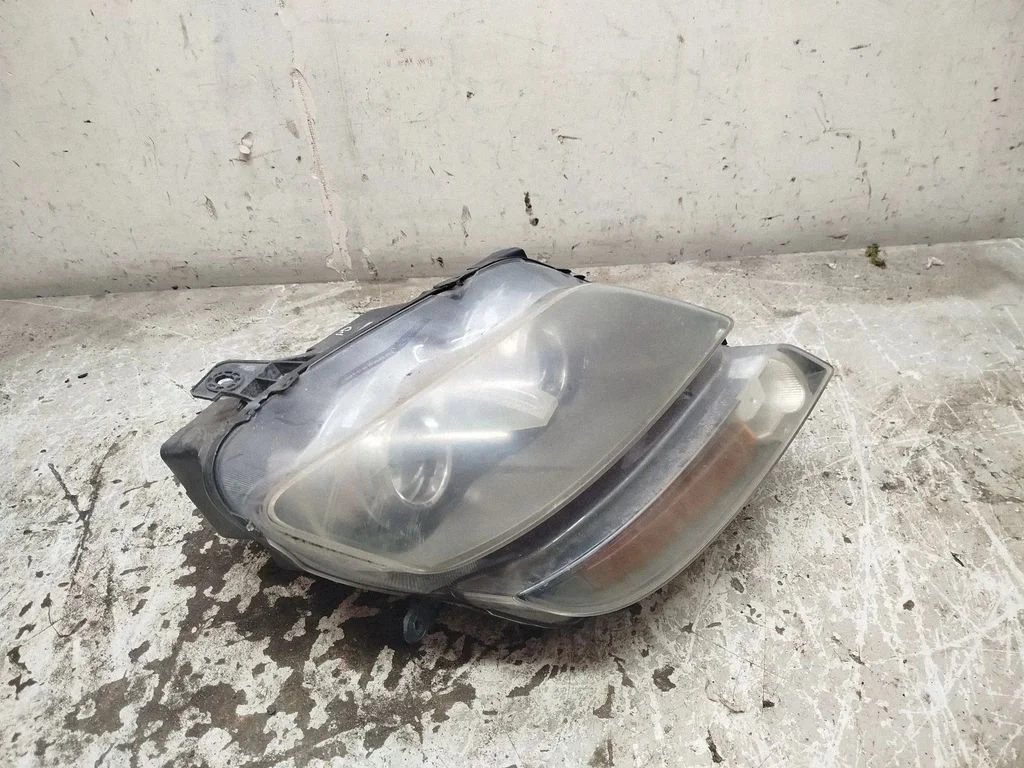 Headlight/headlamp 1494323080