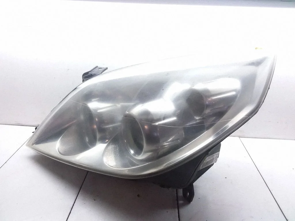 Headlight/headlamp – Opel Vectra C (2005-2009)