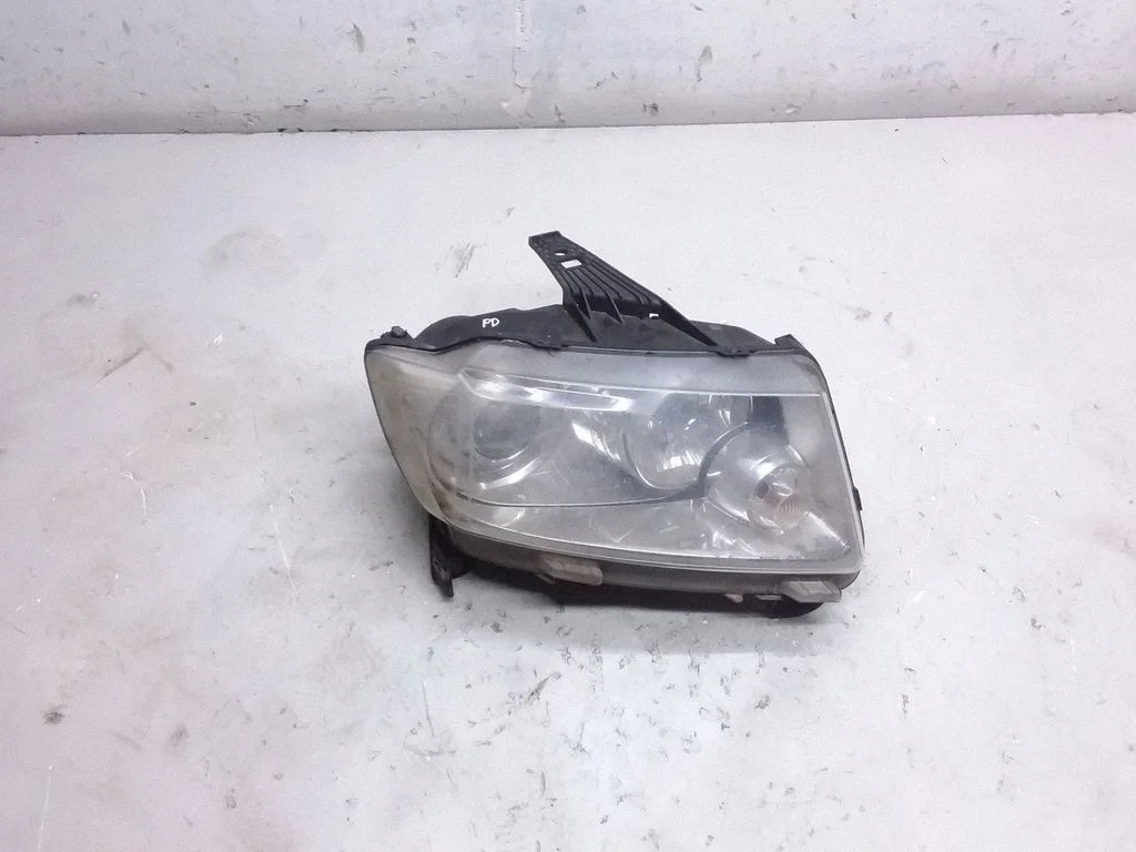 Headlight/headlamp 05182552AD