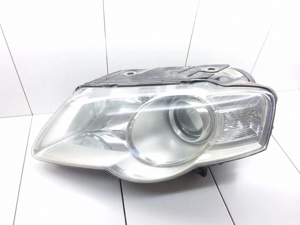 Headlight/headlamp 3C0941005M