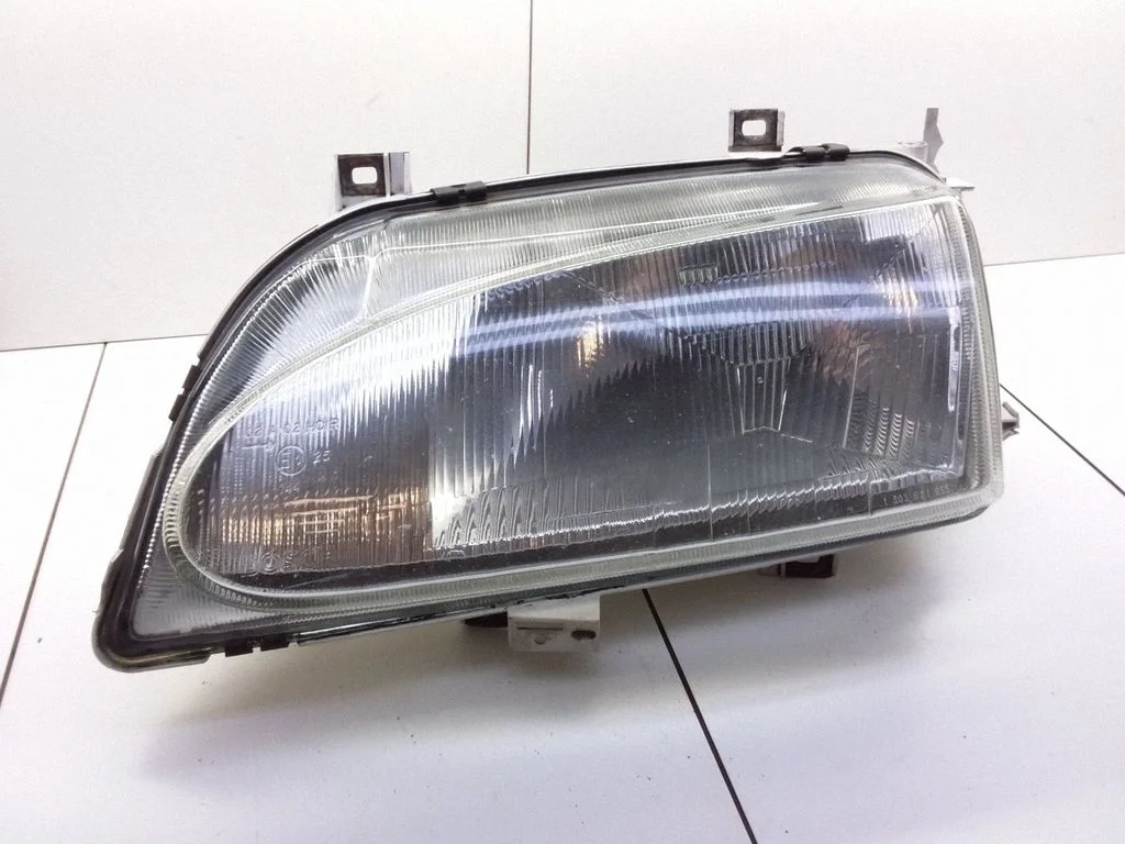 Headlight/headlamp – Ford Galaxy (1995-2000)