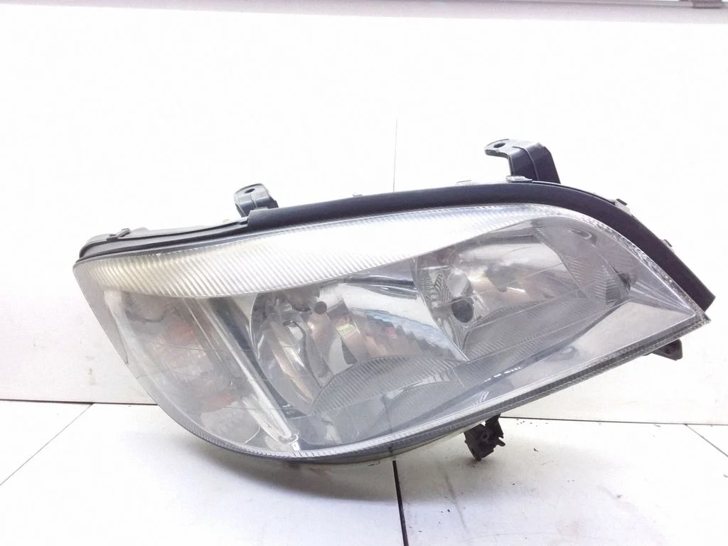 Headlight/headlamp – Opel Zafira A (1999-2005)