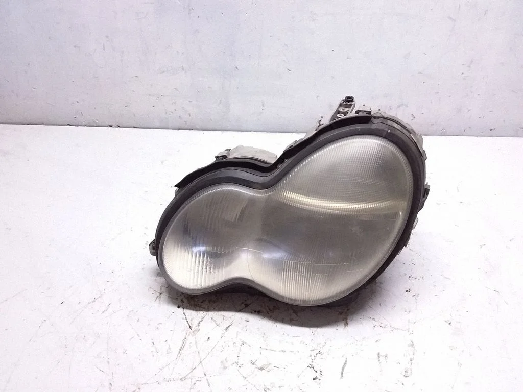 Headlight/headlamp A2038200161