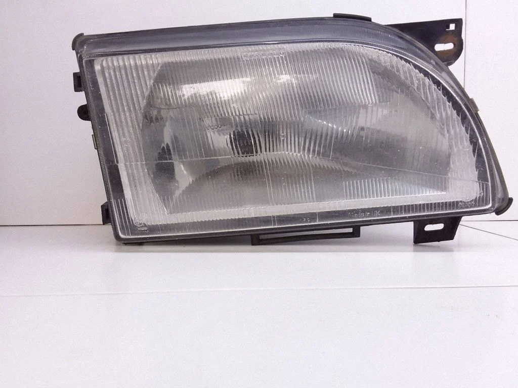 Headlight/headlamp 92VB13005DC