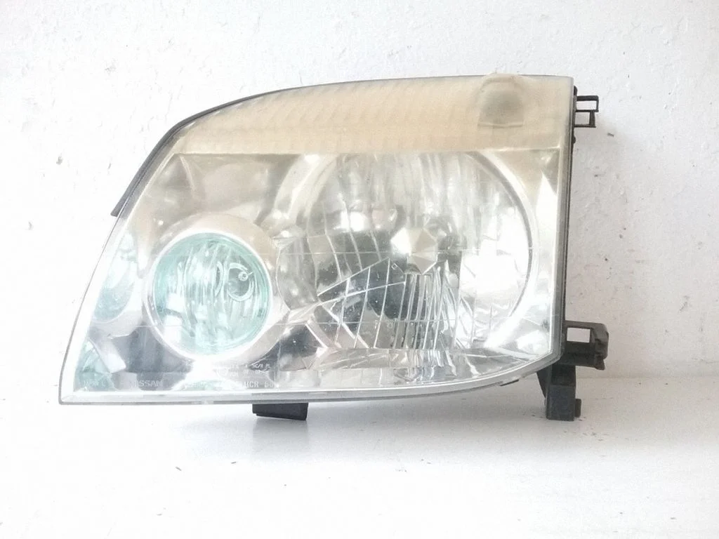 Esituli – Nissan X-Trail T30 (2001-2007)